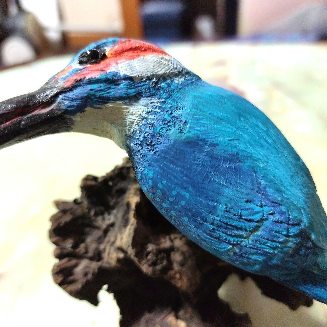 手彫りカワセミ　台座付き