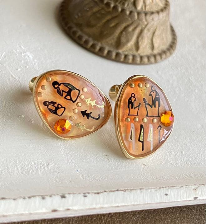 エジプト　シェル　葦と女神と男　イヤリング　ゴールド