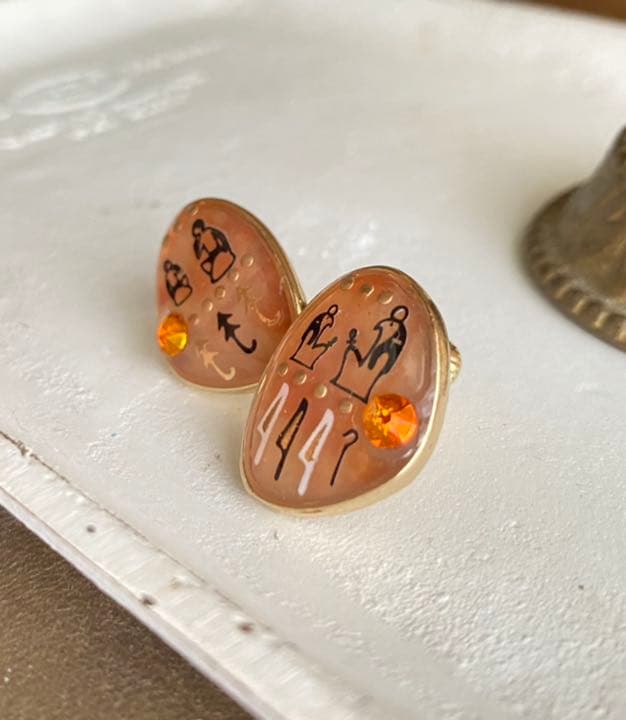 エジプト　シェル　葦と女神と男　イヤリング　ゴールド