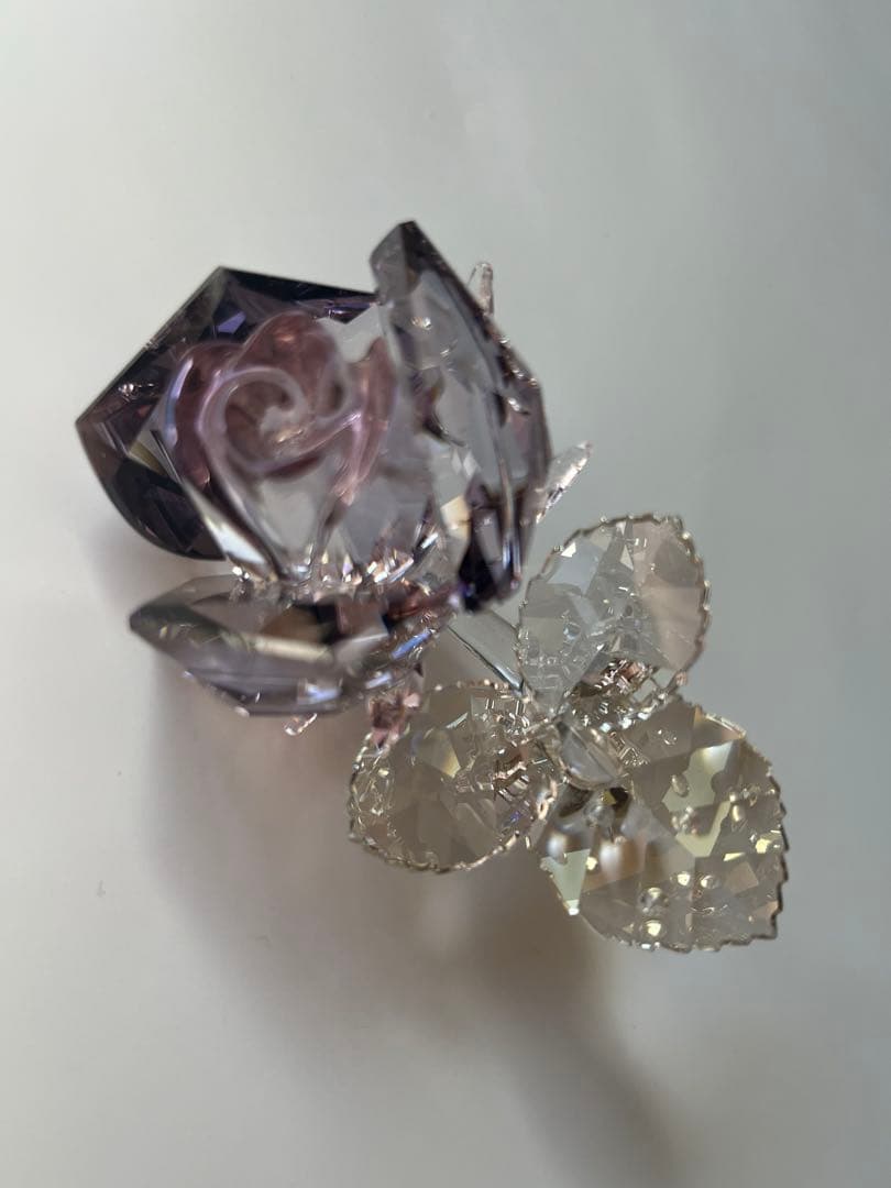 美品　スワロフスキー ブロッサミングローズ パープル系
