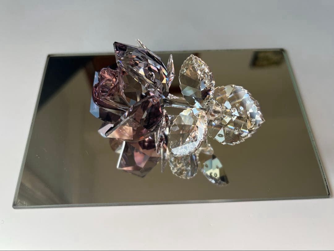 美品　スワロフスキー ブロッサミングローズ パープル系