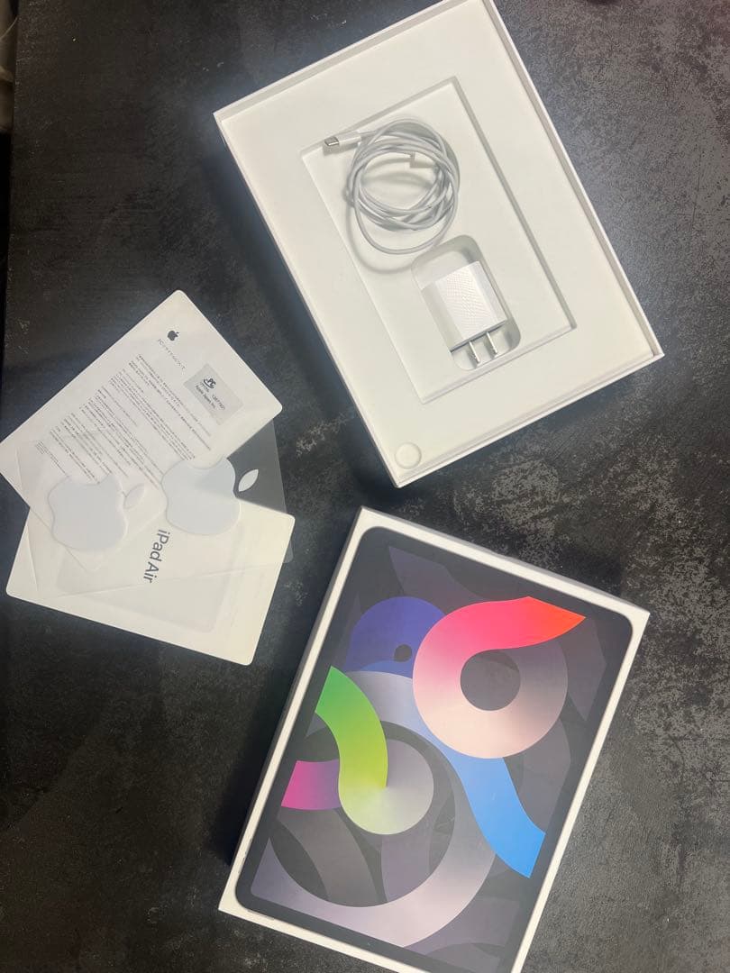 iPad Air 第4世代 64GB Wi-Fi+cellularモデル
