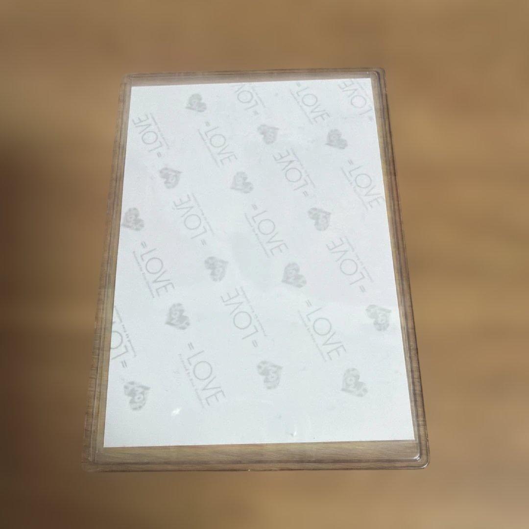 野口衣織Junkies MV衣装 直筆サイン入り生写真＆硬貨ケース（限定出品）