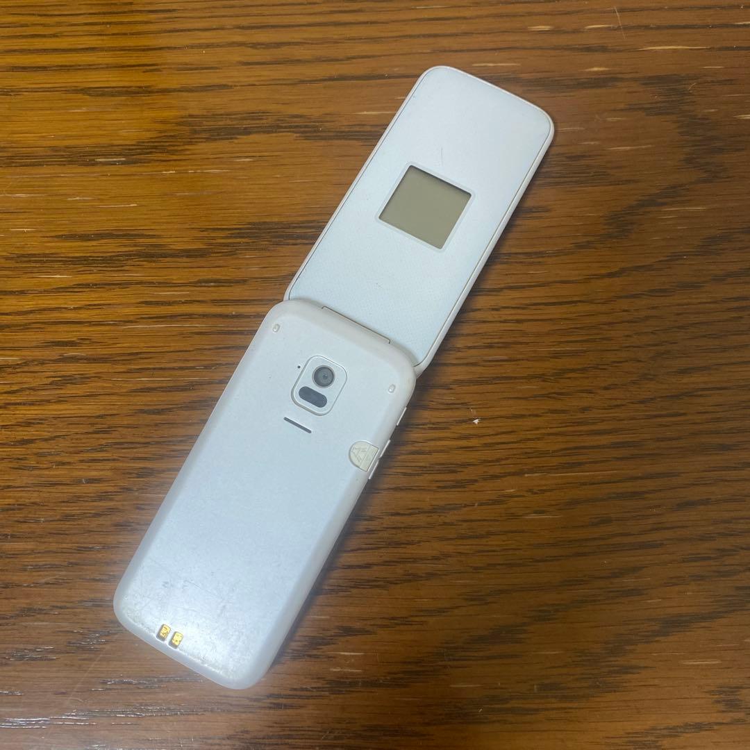 f-01m 本体　携帯電話