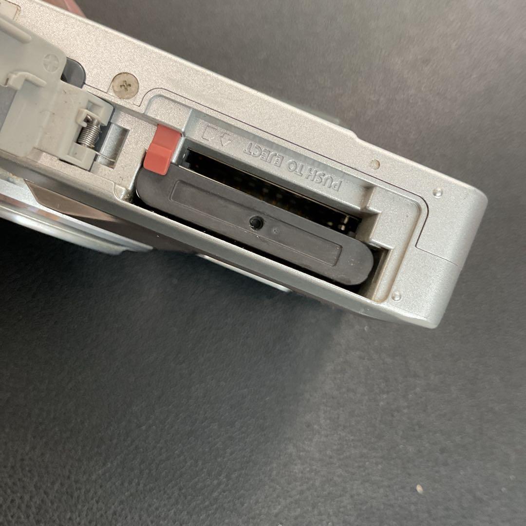 M1436 OLYMPUS μ 7040 コンパクトデジタルカメラ