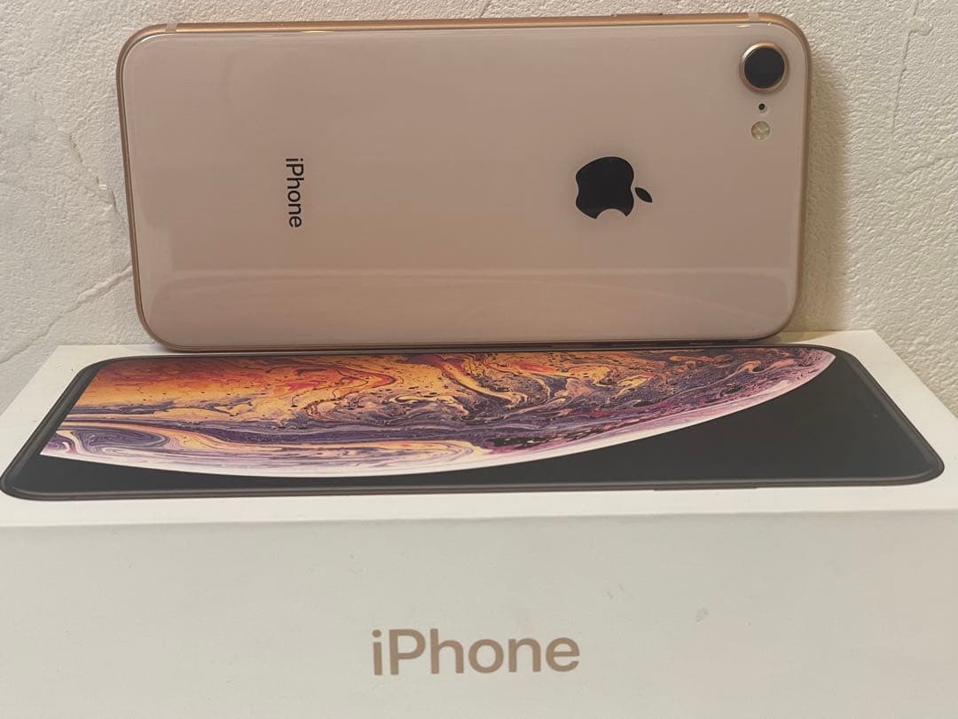 【極美品】Apple iPhone8ピンクゴールド MQ7A2 J/A 64GB