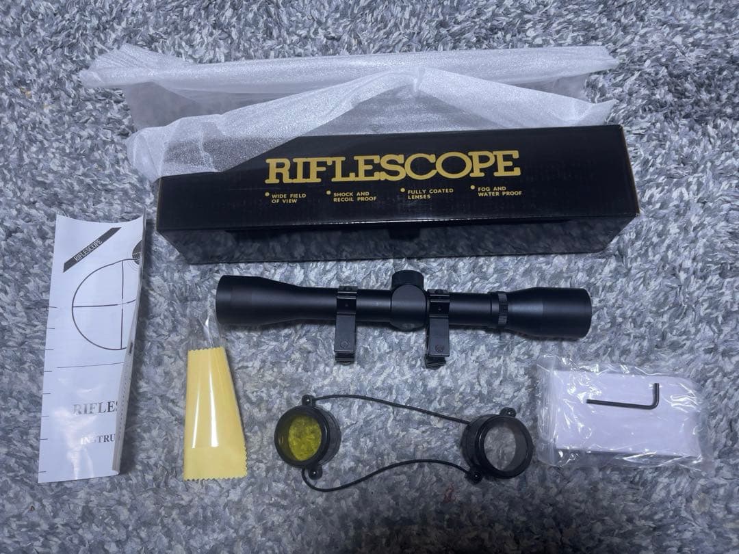 東京マルイ　ファマス　電動ガン　45度オフセットサイト、スコープ付き m870