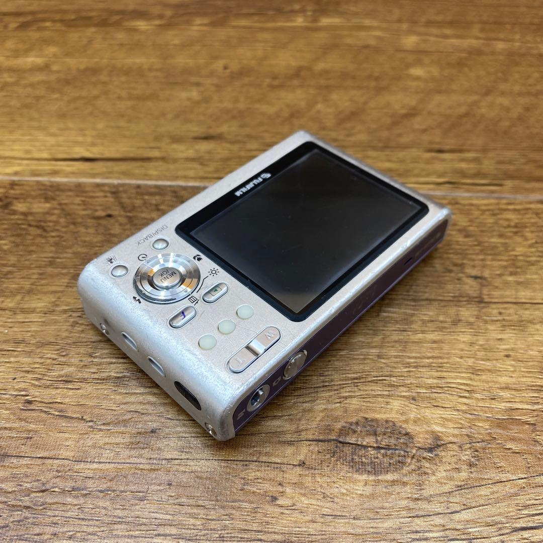 FUJIFILM 富士フィルム　デジタルカメラ　FINE PIX Z3 Y-43
