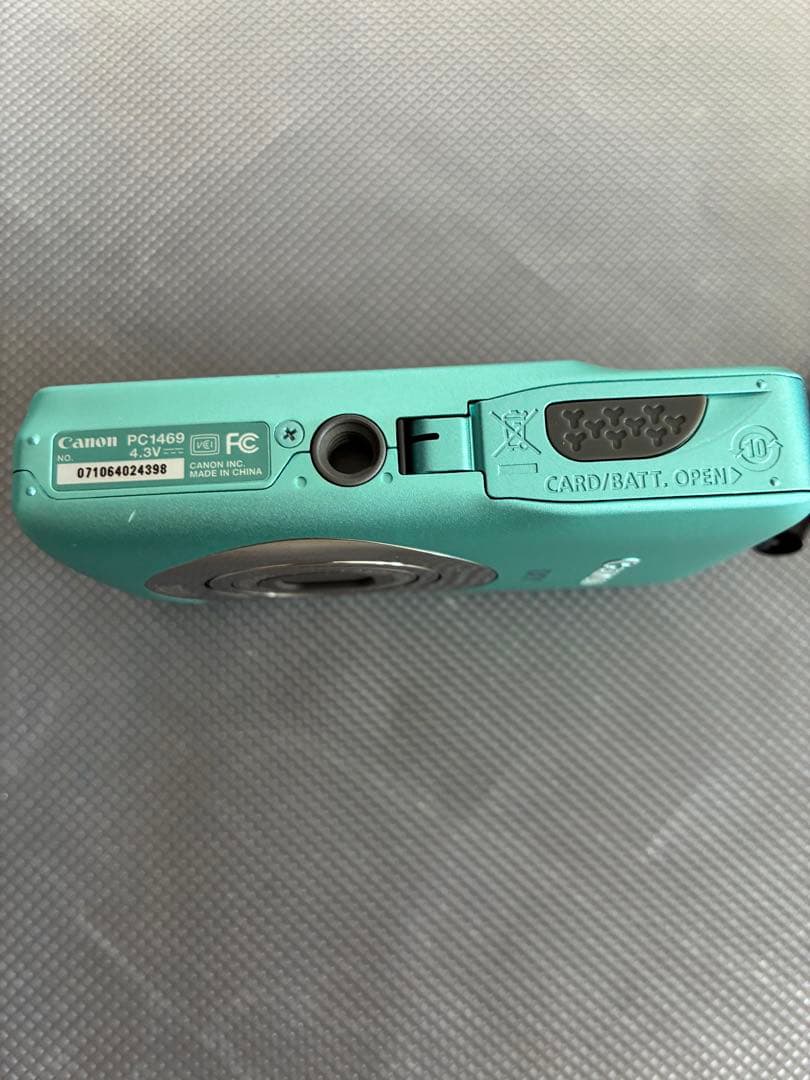 ^_^【美品】Canon IXY 200F コンパクトデジタルカメラ