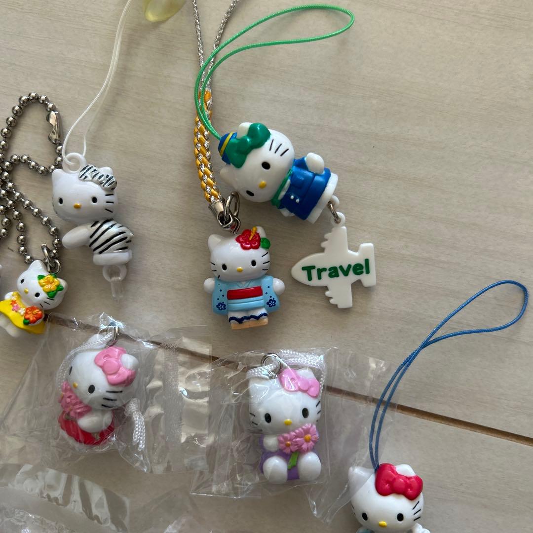ハローキティ ボールチェーンキーホルダー　チャーム　レア！1 4個セット