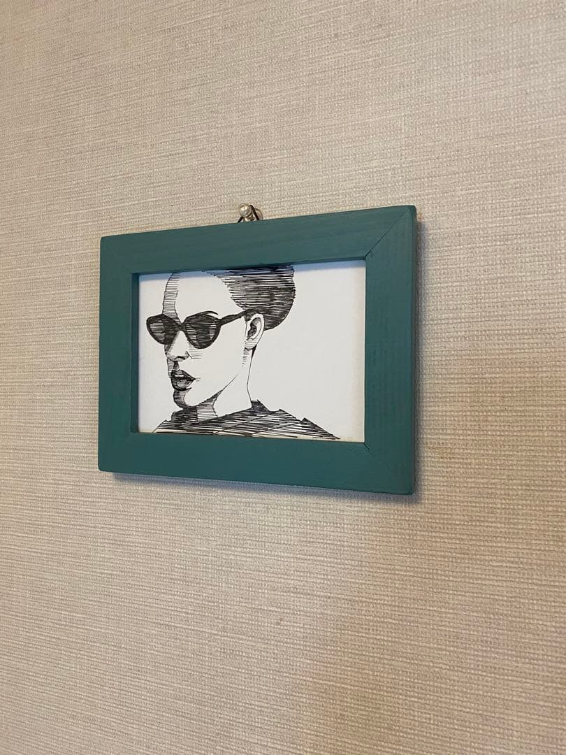 女性の線画アート 青緑フレーム(原画)