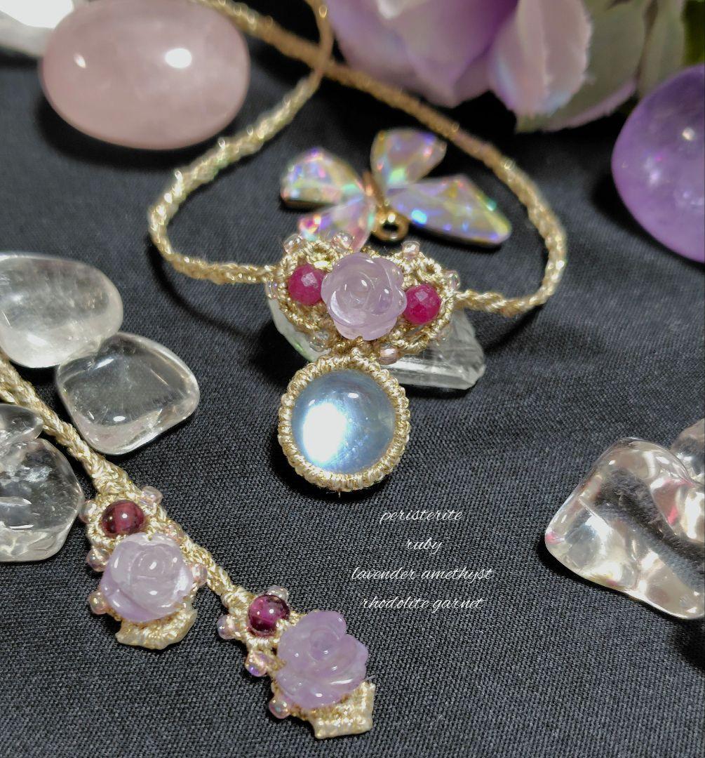 ☆シルキーシラー☆ペリステライト　マクラメ編みネックレス