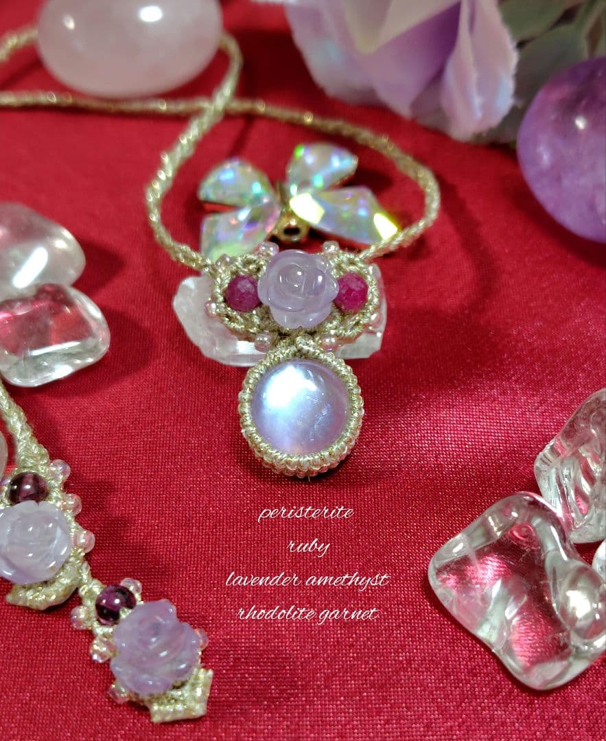 ☆シルキーシラー☆ペリステライト　マクラメ編みネックレス