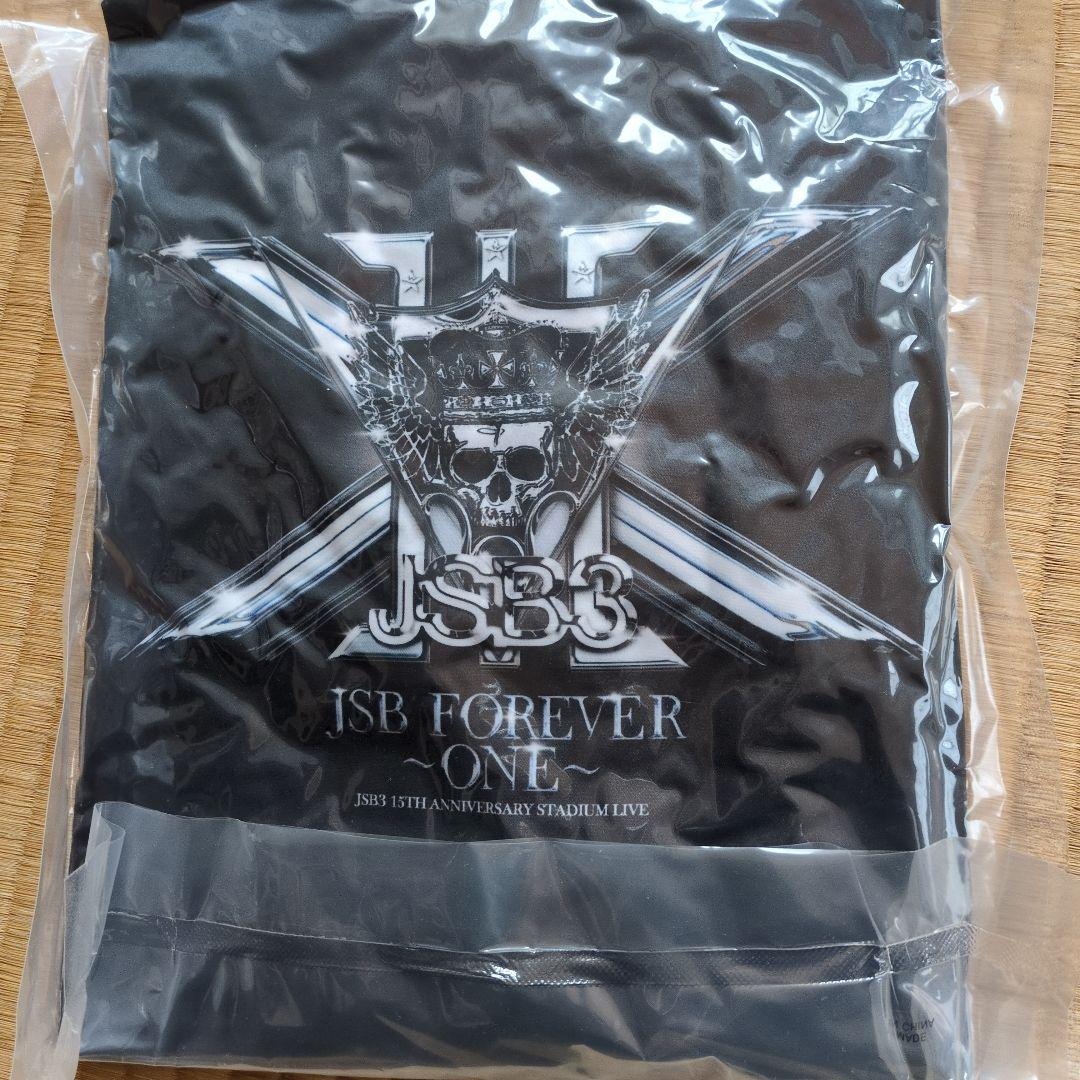 三代目JSB 15TH ANNIVERSARY 岩田剛典クッション　お値下げ