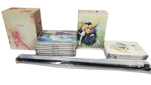 keyグッズ　タペストリー・DVD・ノートPCケース・クリアファイル・ストラップ