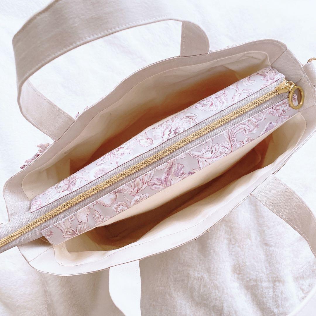 【在庫整理20%off】花柄 ピンクグレー 3ルームフリルトート⑅ ハンドメイド