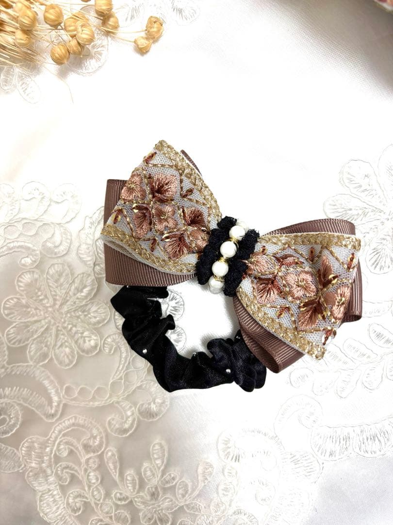 2783インド刺繍リボン☆ハンドメイド ヘアゴム 小シュシュ仕上げ