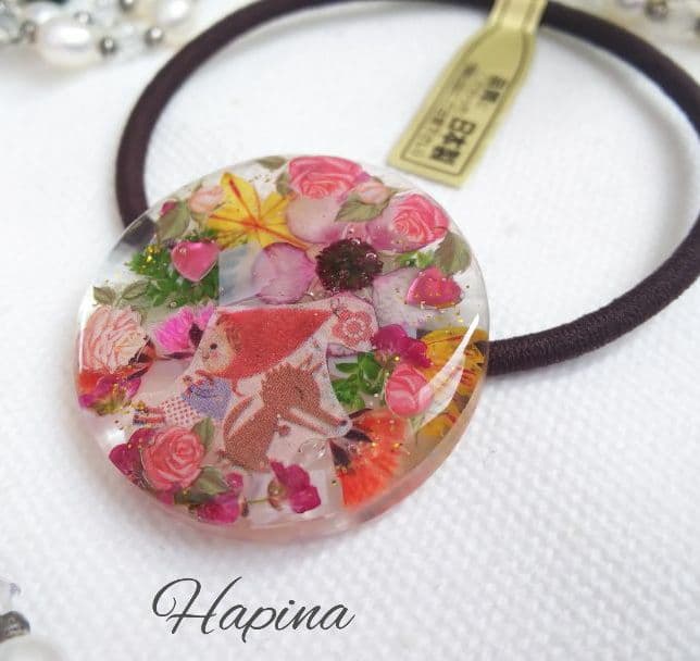 おとぎの国 赤ずきんちゃんの世界ラウンドレジンヘアゴム