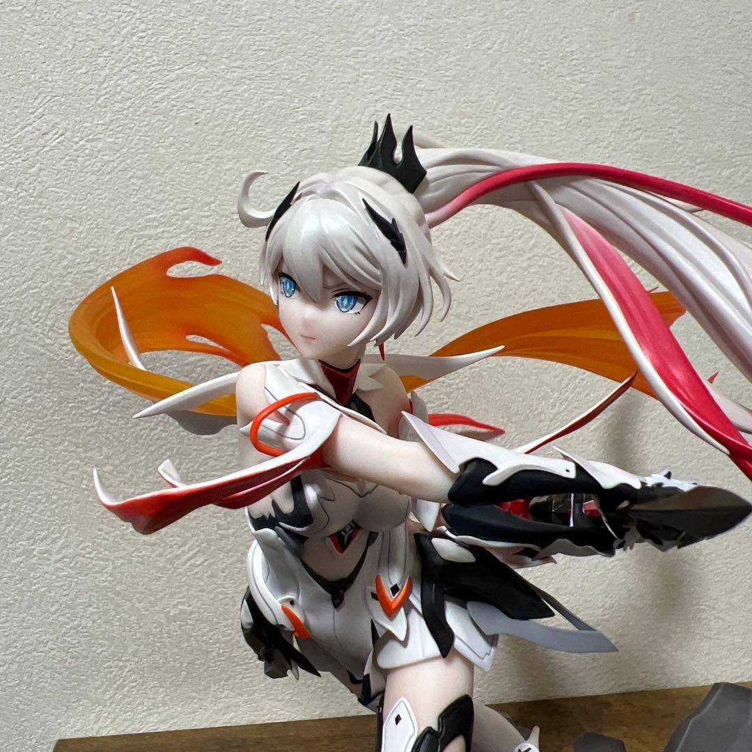 崩壊3rd キアナ 薪炎の律者 1/7スケールフィギュア