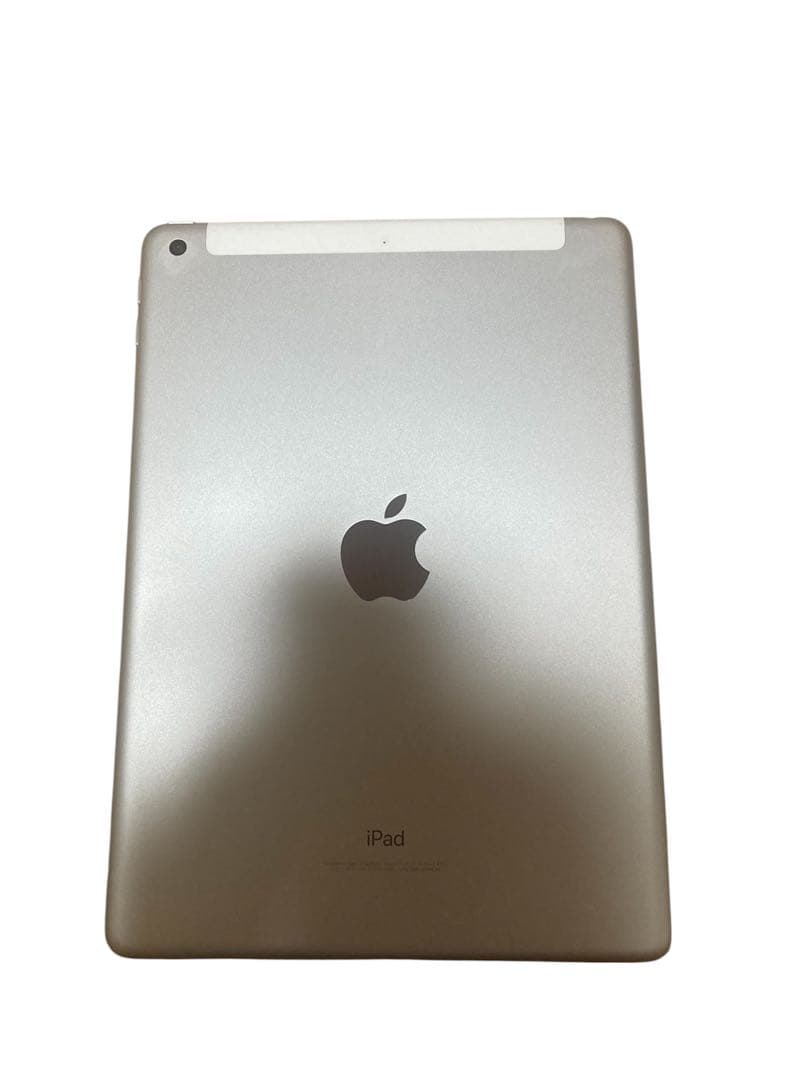 Apple iPad シルバー 本体 第5世代128GB