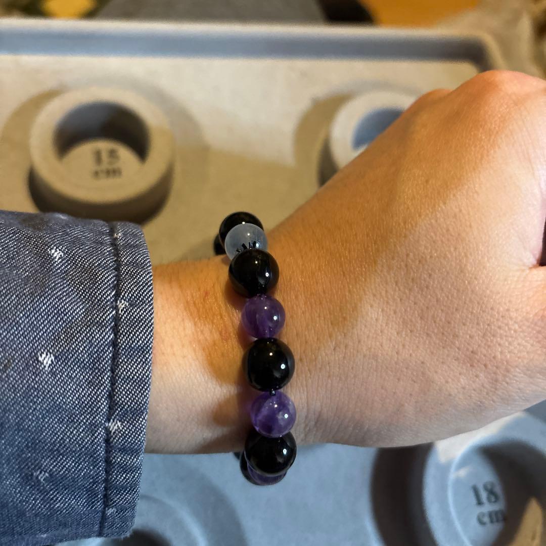 モリオンとアメジストで魔除けが最強化したかも！綺麗！さらにアクアマリンも！