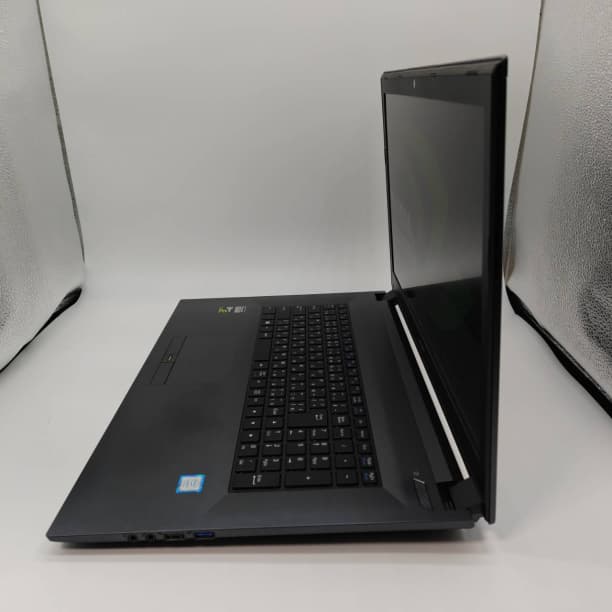 大画面★ GTX1050 フルHD 17 i7-7 SSD512GB オフィス