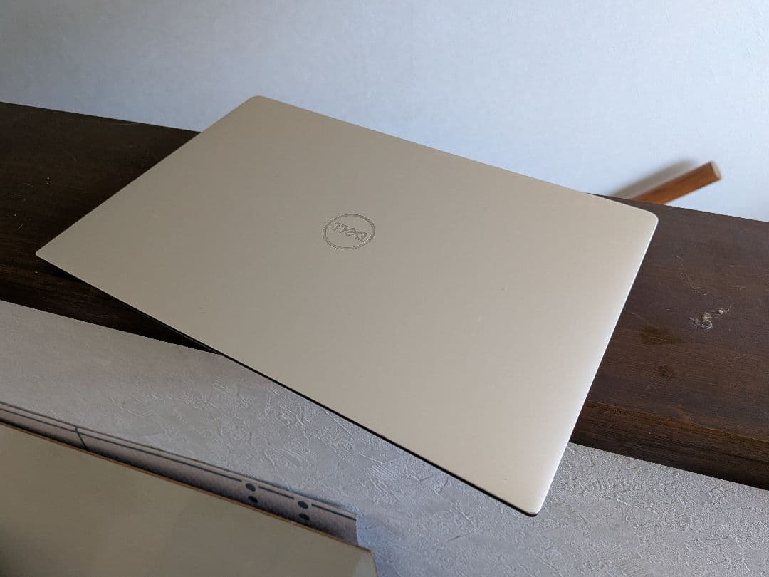 ジャンクDELL XPS13 7390ノートパソコン