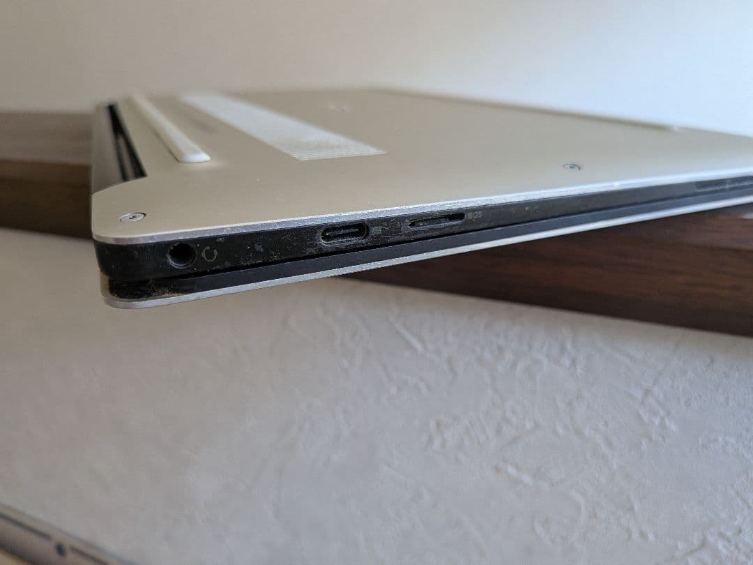 ジャンクDELL XPS13 7390ノートパソコン