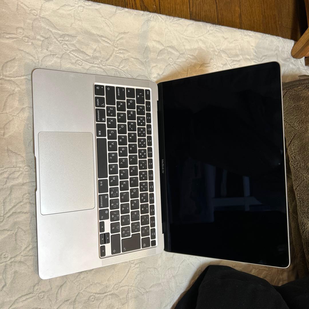 M1 MacBook Air メモリ8GBストレージ256GB