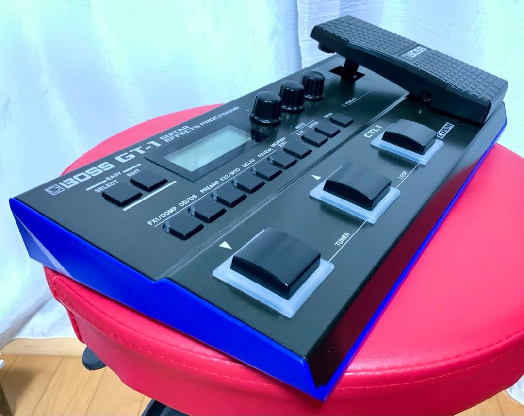 BOSS GT-1 ギターエフェクター⭐️GT1の教科書・取説・元箱付き