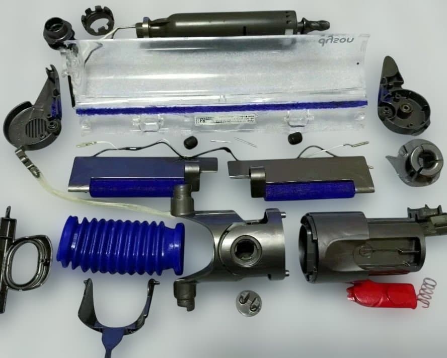 ダイソン Digital slim SV18 洗浄清掃済