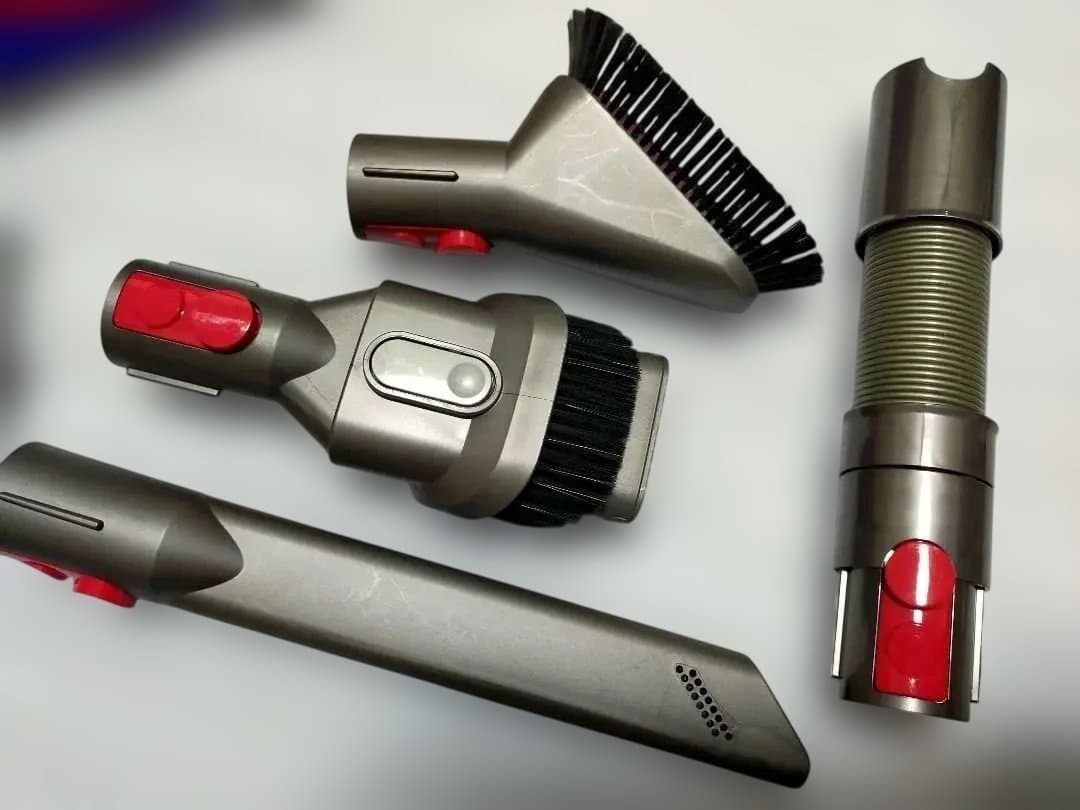 ダイソン Digital slim SV18 洗浄清掃済