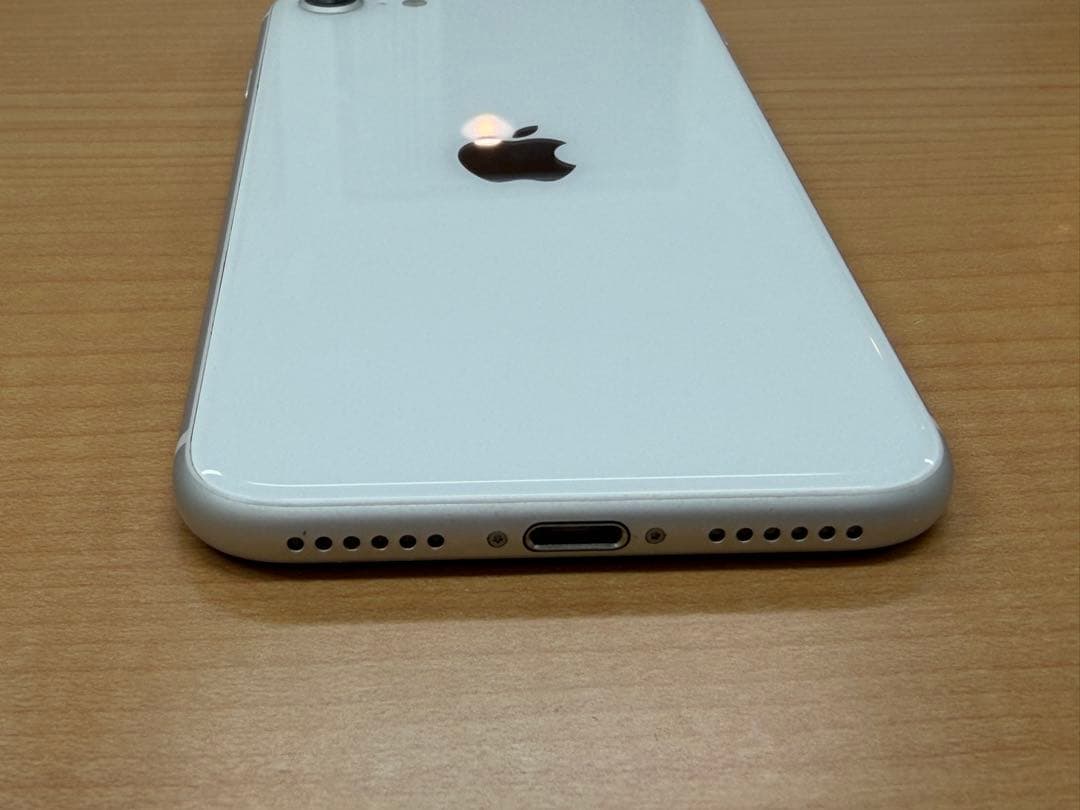 iPhone SE 第2世代 64GB ホワイト 本体のみ　残量90%