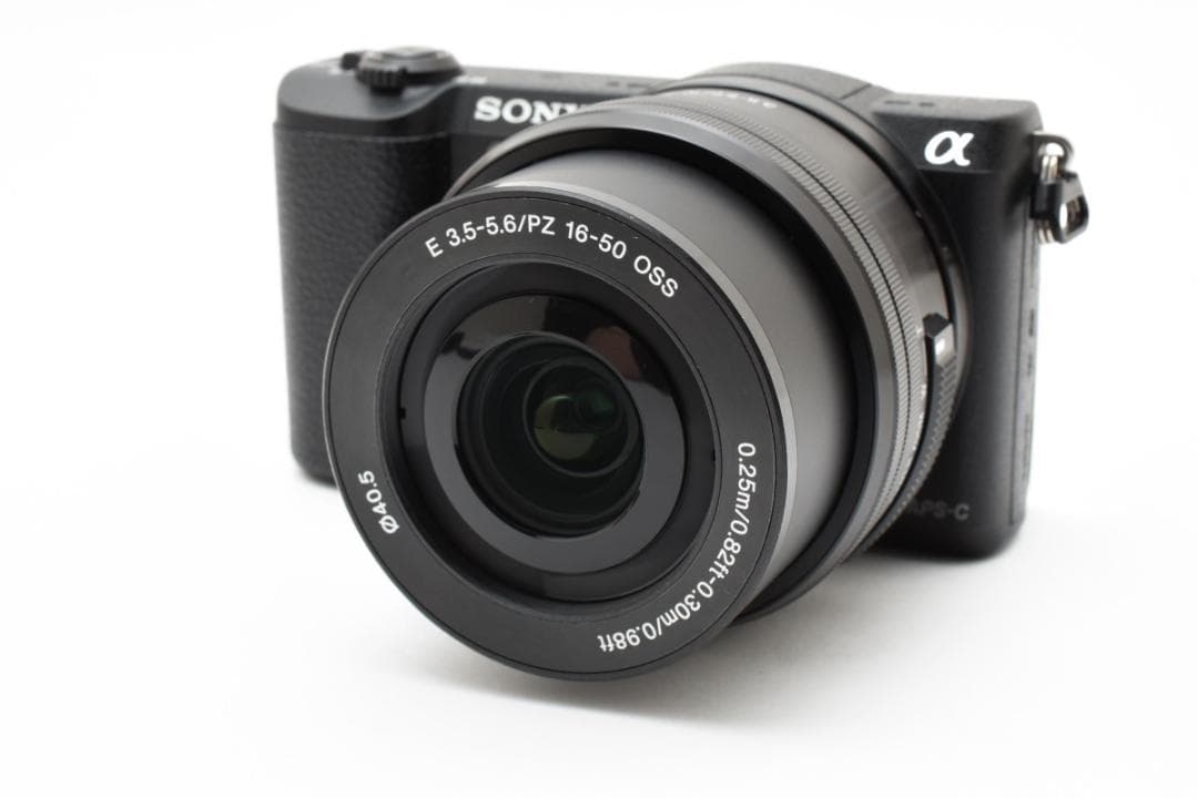 ショット数1256回■美品■ SONY α5100 標準レンズキット