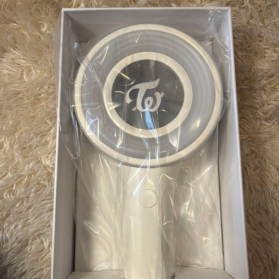 TWICE ペンライト CANDYBONG∞ 公式ファンクラブ特典ピンバッジ付き