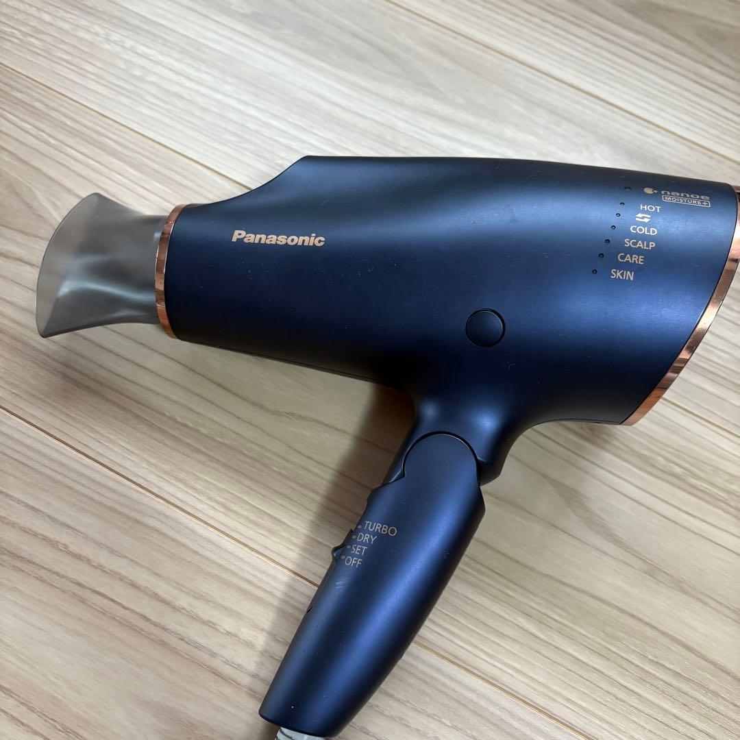 Panasonic ナノケア　ヘアドライヤー　EH-CNA0E