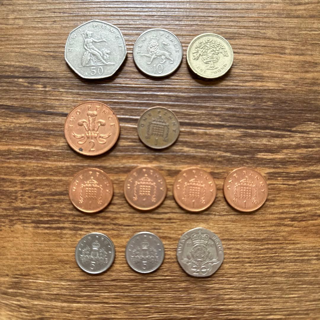 エリザベス女王　　紙幣　切手