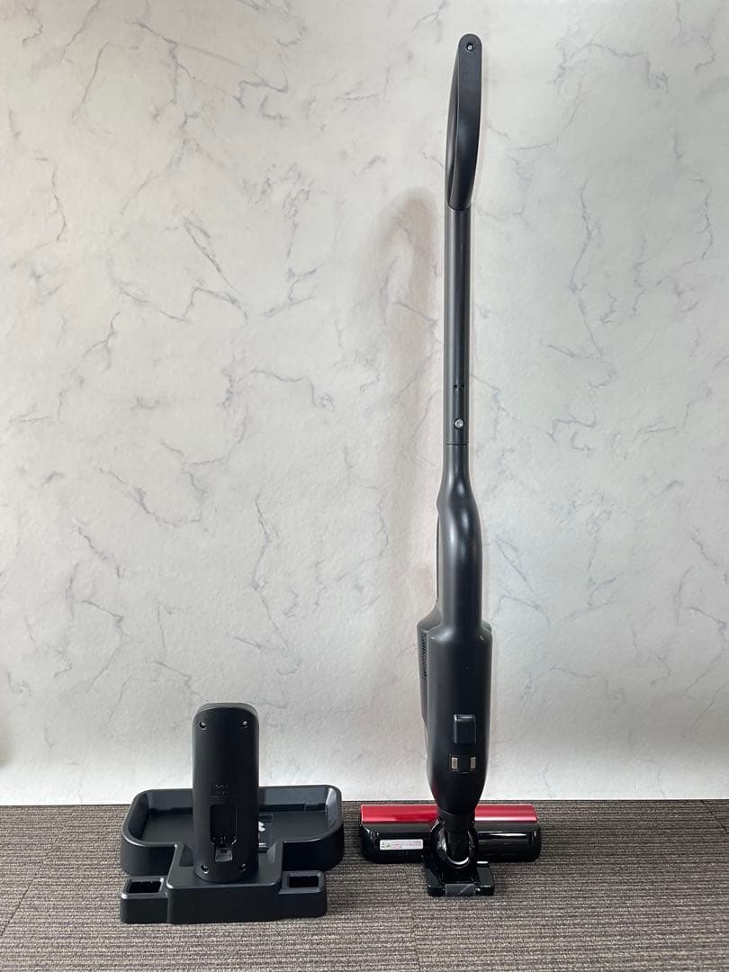 983 東芝 コードレススティッククリーナー 掃除機 充電式 取説付き 高年式