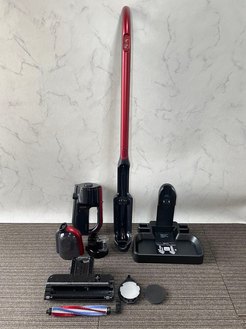 983 東芝 コードレススティッククリーナー 掃除機 充電式 取説付き 高年式