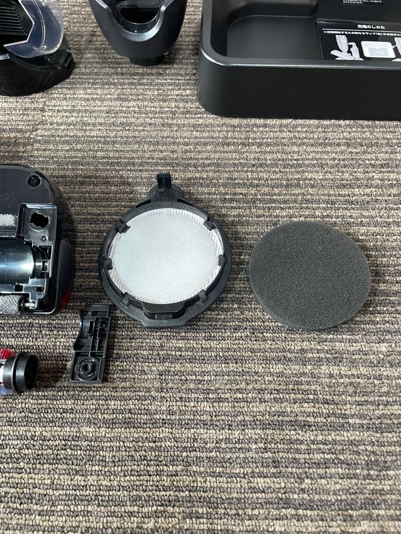 983 東芝 コードレススティッククリーナー 掃除機 充電式 取説付き 高年式