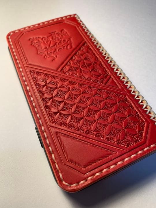 スマホケース(カラーヌメ刻印×赤)