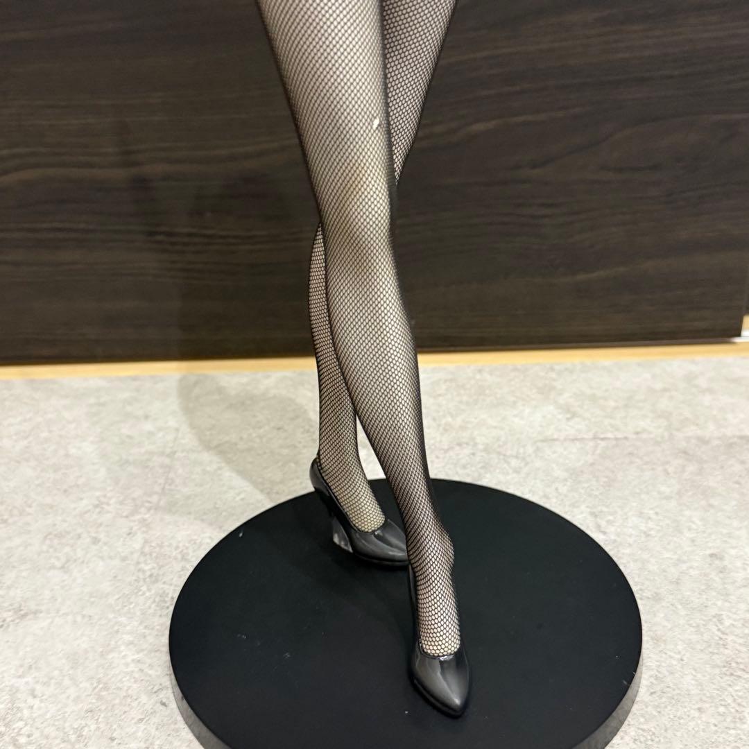 FREEing チェンソーマン マキマ バニーVer. 1/4 フィギュア