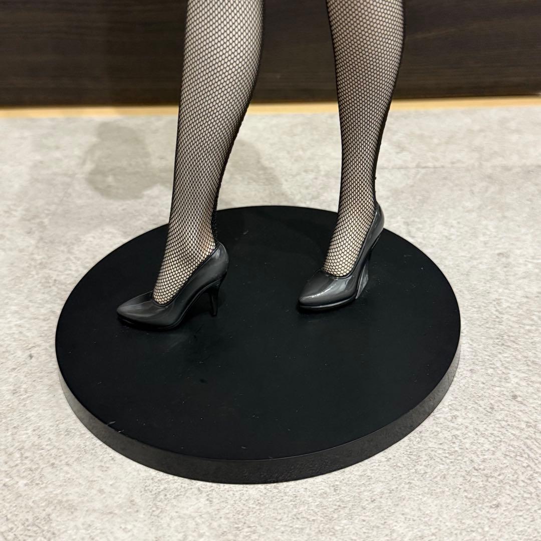 FREEing チェンソーマン マキマ バニーVer. 1/4 フィギュア