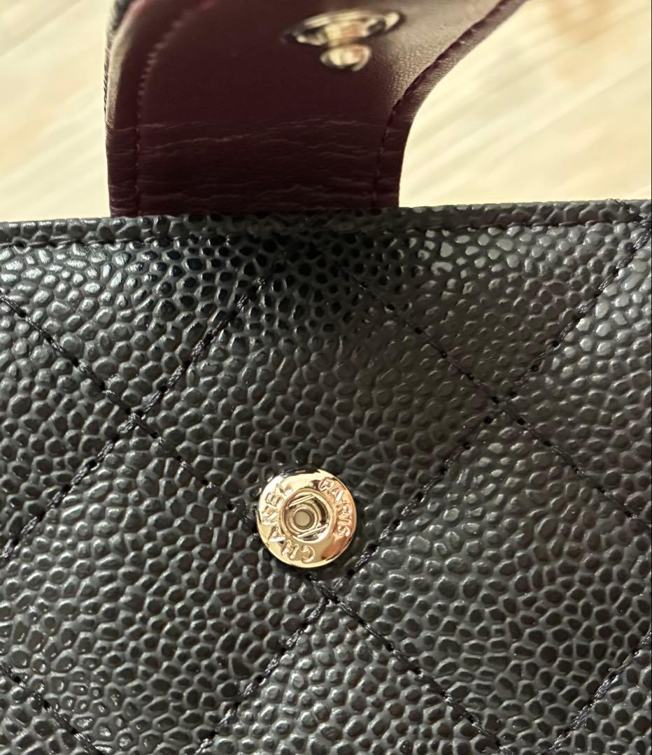 CHANEL ノベルティ 本革 ブラック キルティング 二つ折り財布