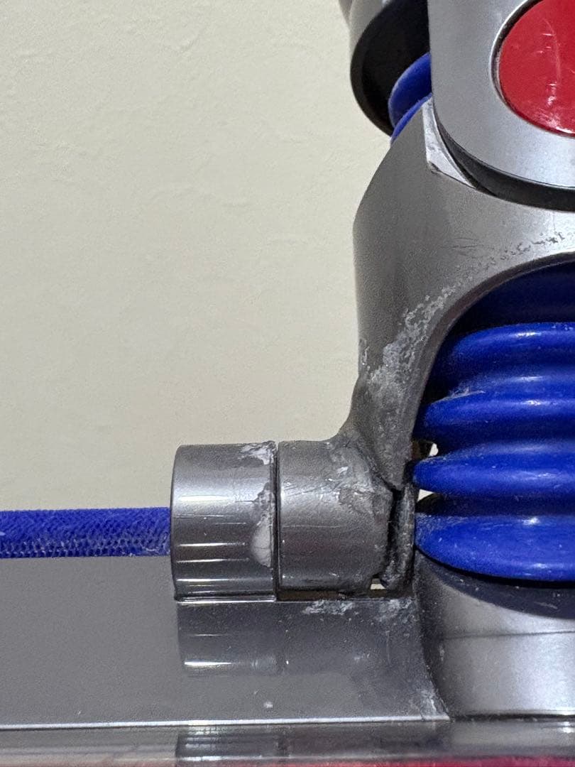 Dyson V8 Slim Fluffy+ サイクロン式 コードレス掃除機