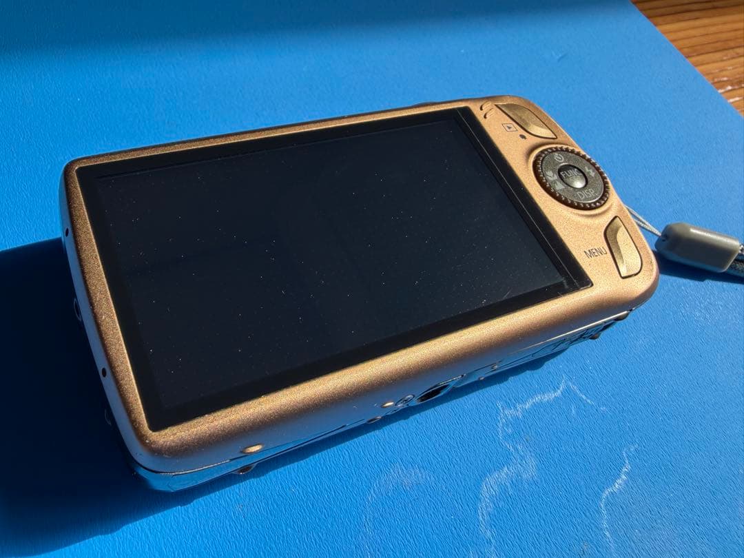 Canon IXY Digital 930 IS ゴールド