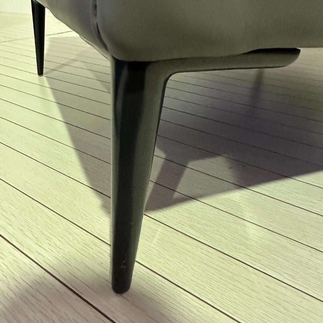 DUVIVIER　デュヴィヴィエ　MERCHIOR　1人掛ソファ　本革　120万