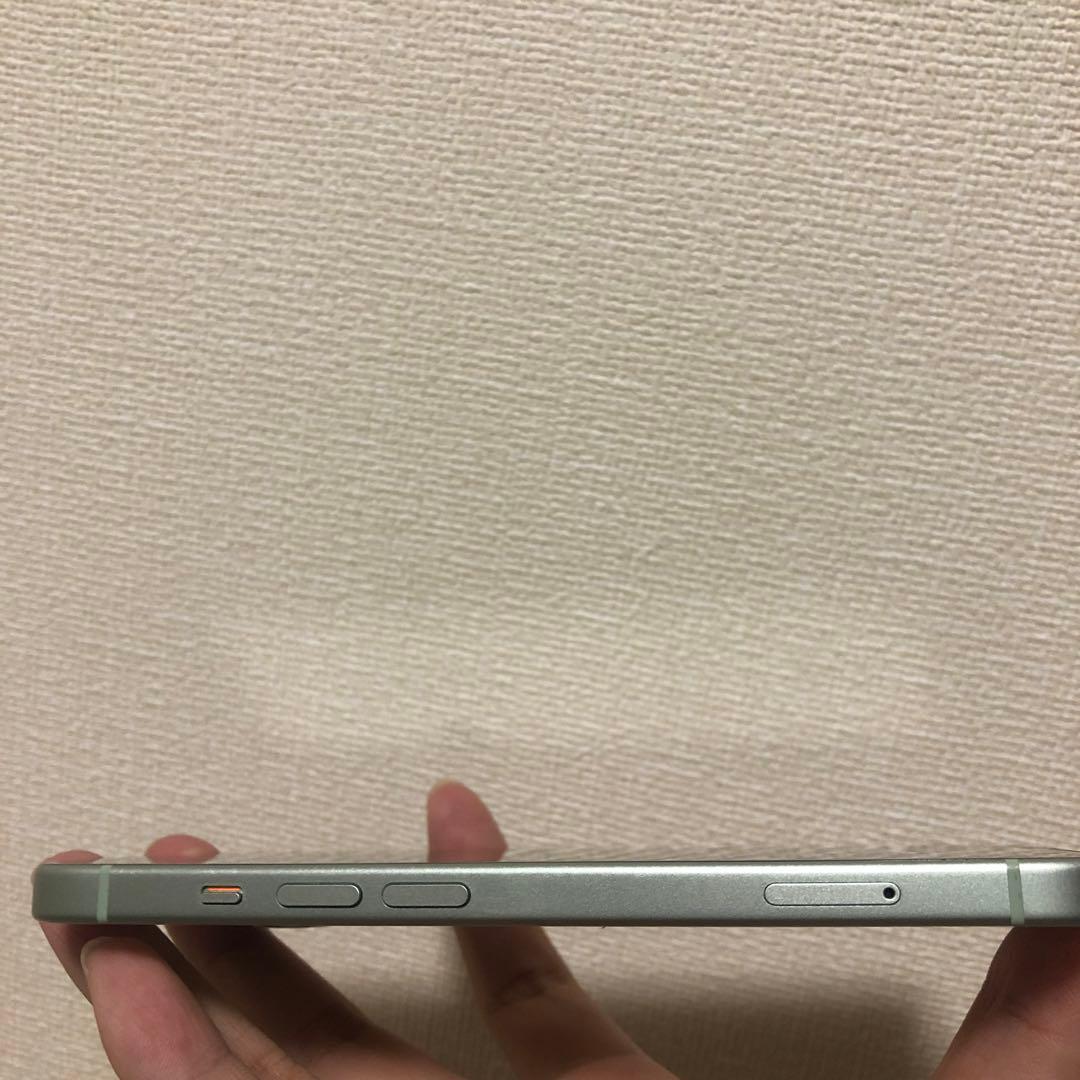 iPhone 15 256G 本体 ミントグリーン　SIMフリー　即日発送