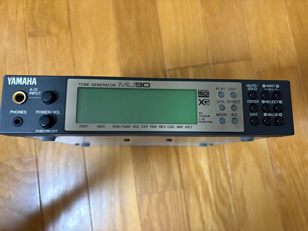 YAMAHA MU90 トーンジェネレーター