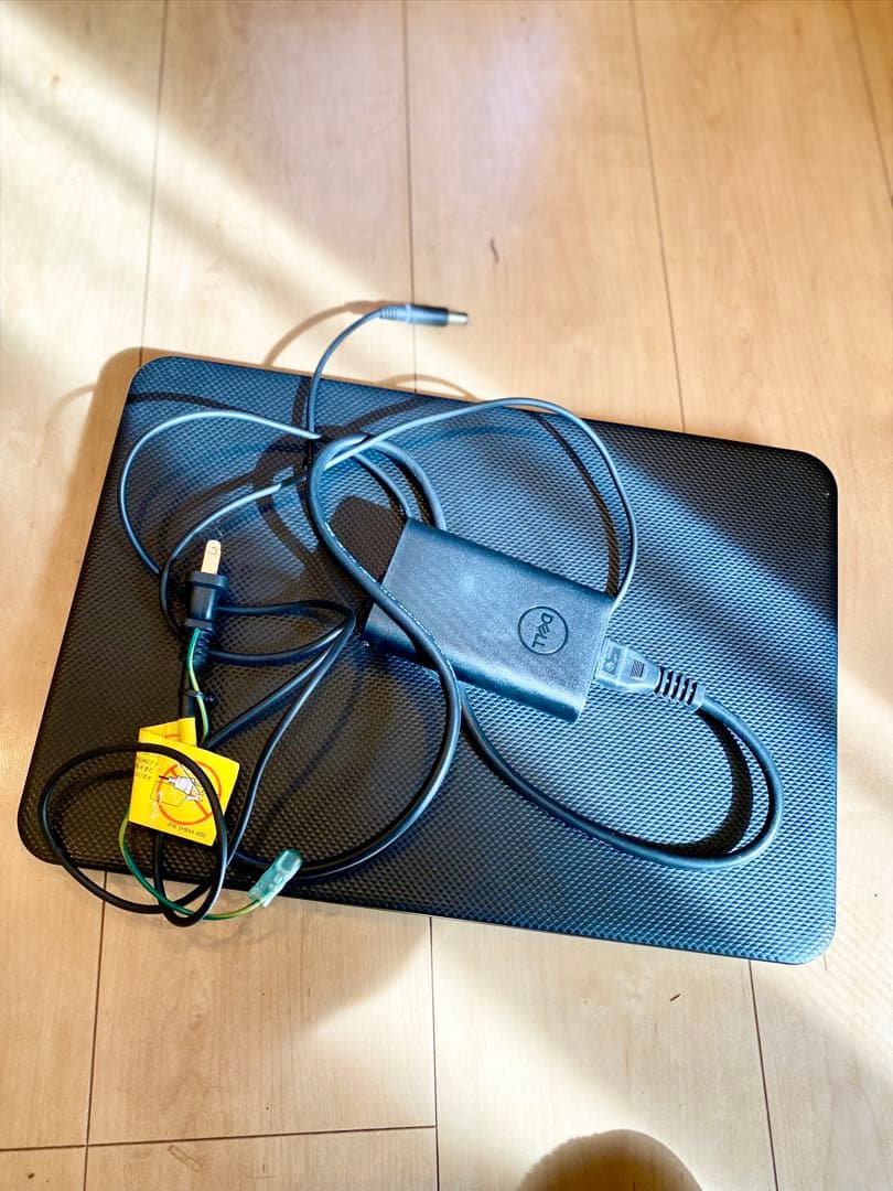 DELL ノートPC dell inspiron 3521